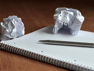 5 Business Ideas Using AI That Don’t Require You to Code